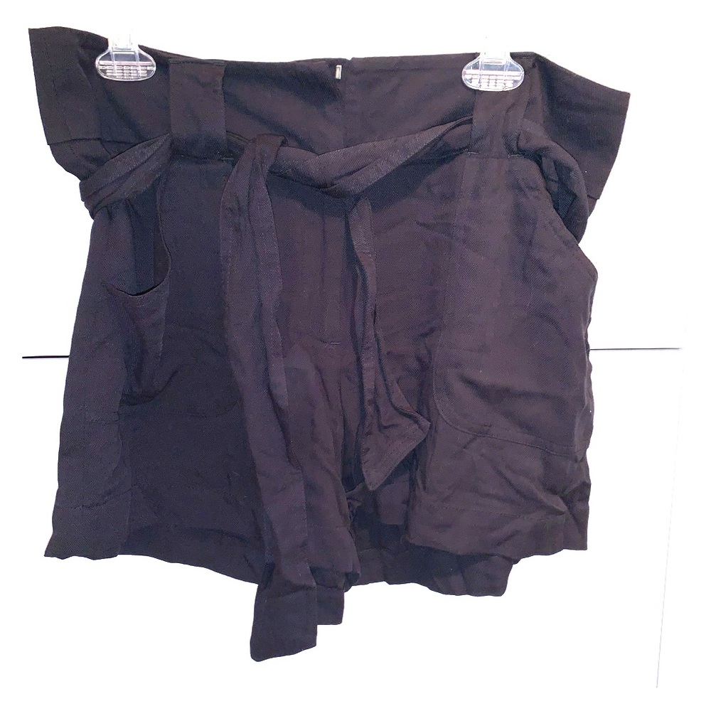 Black Apt 9 Linen Shorts, With Belt, size 12